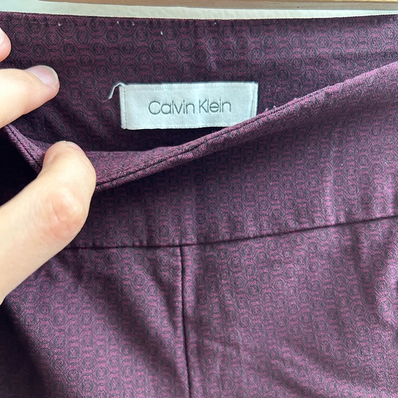Calvin Klein maroon pants - Picture 3 of 5